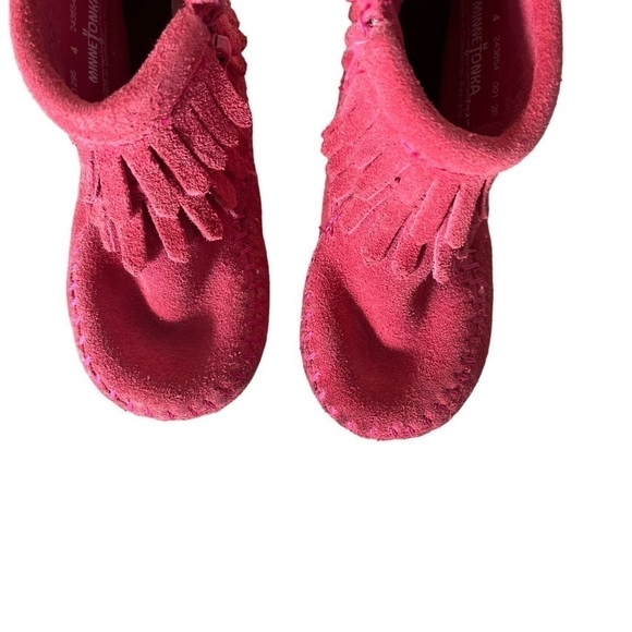 MINNETONKA Double Fringe Side Zip Boot - Picture 4 of 8